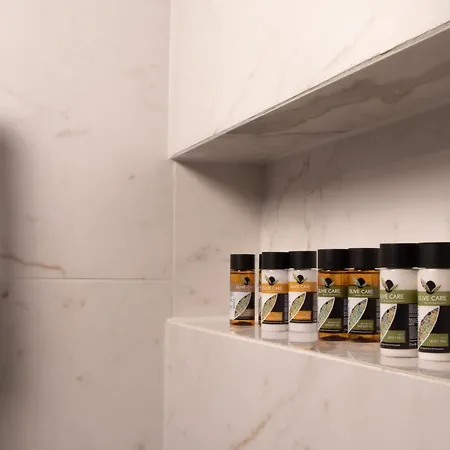 Hisa Putr Bed & Breakfast 4*