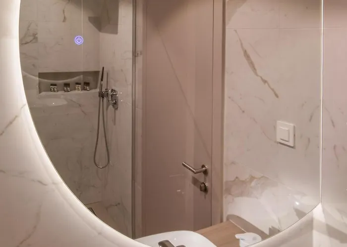 Oda ve Kahvaltı Hisa Putr