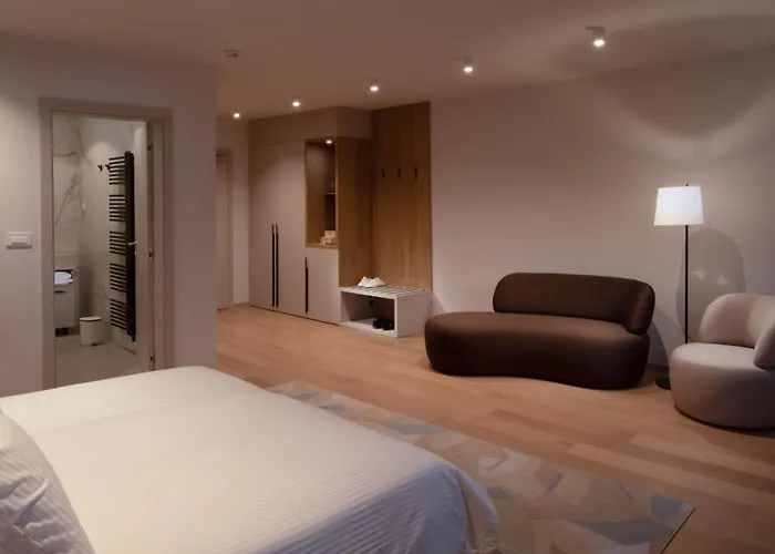 Hisa Putr לינה וארוחת בוקר 4*